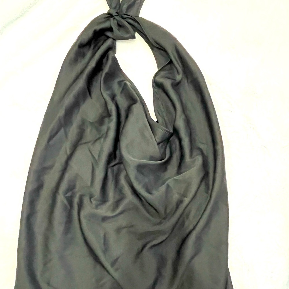 EXPRESS halter top. NWT. Size Medium. 
Black